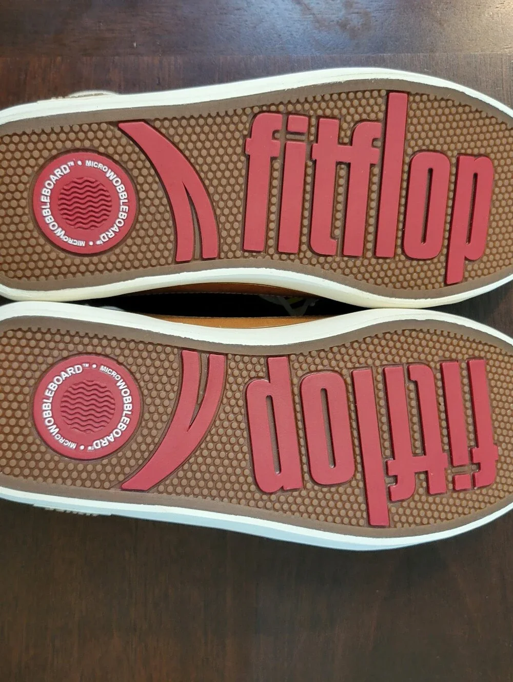 Fit Flop NWT Casual Tan Women's Lace-Up Sneakers W Great Support Ladies Size 9